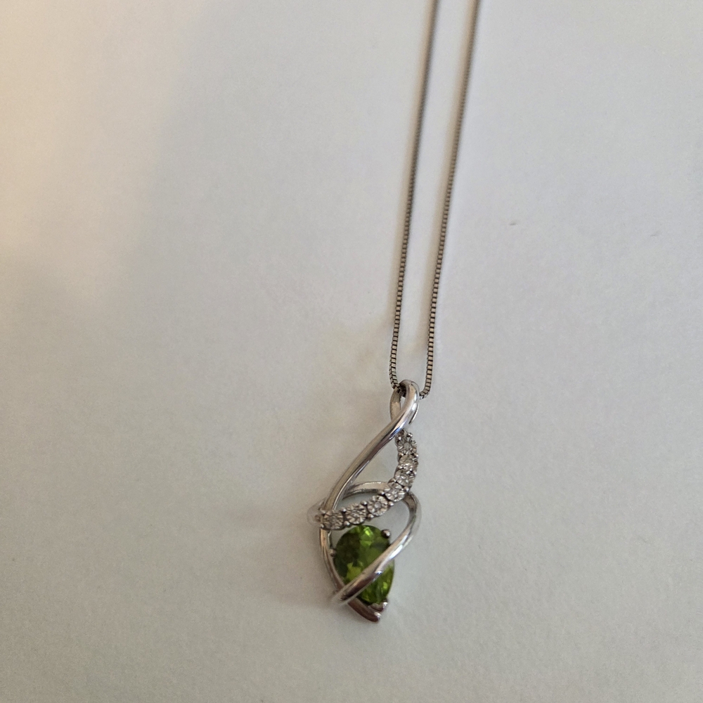 Silver and Green Peridot Pendant Necklace - August Birthstone